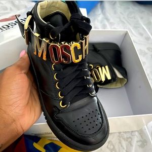 Kids Moschino Sneakers